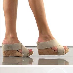 Lucky Brand Miller 2 Canvas Wedges Tan Size 9M